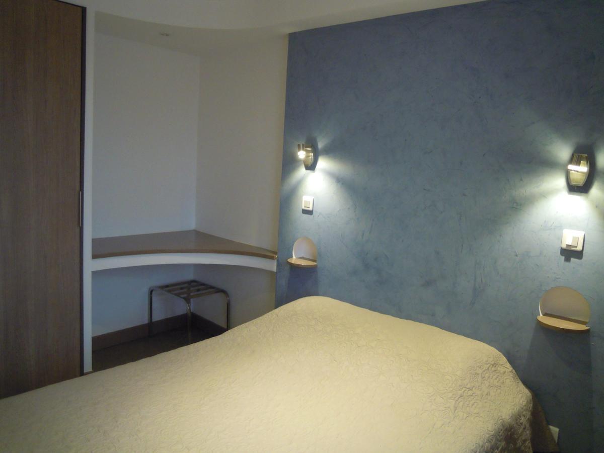 Hotel De La Pomme D'Or Bar-sur-Aube Zewnętrze zdjęcie